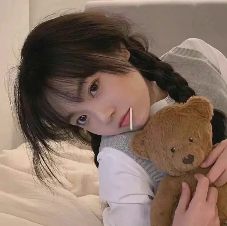 我家宝匣通古今，女帝认我做老公